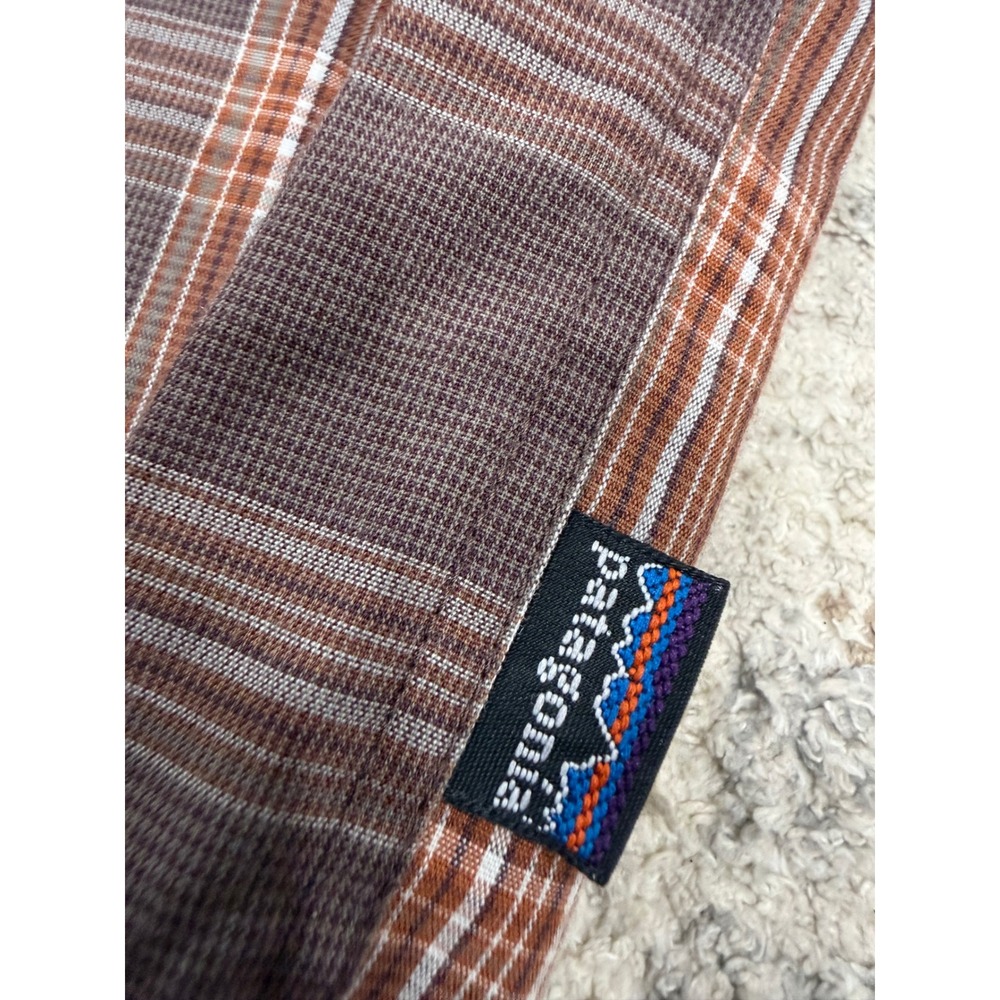 Patagonia Mens Large Brown Plaid Organic Cotton Blend Short Sleeve Shirt 53961 - Picture 3 of 10